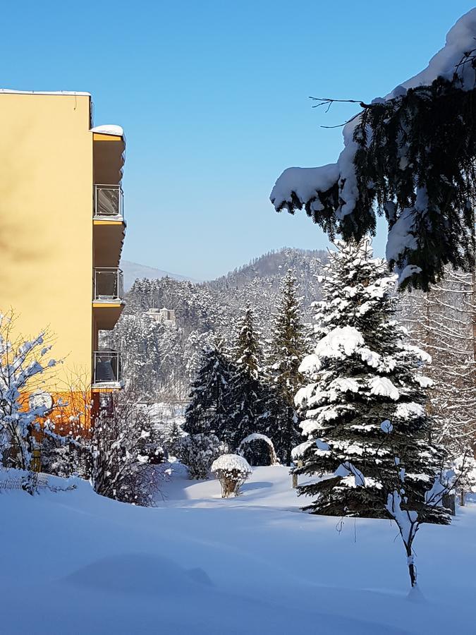 Korona Sanatorium Uzdrowiskowe Hotel Muszyna Bagian luar foto